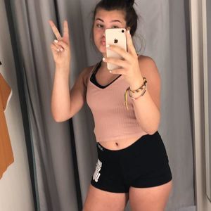 Meet your Posher, Madison